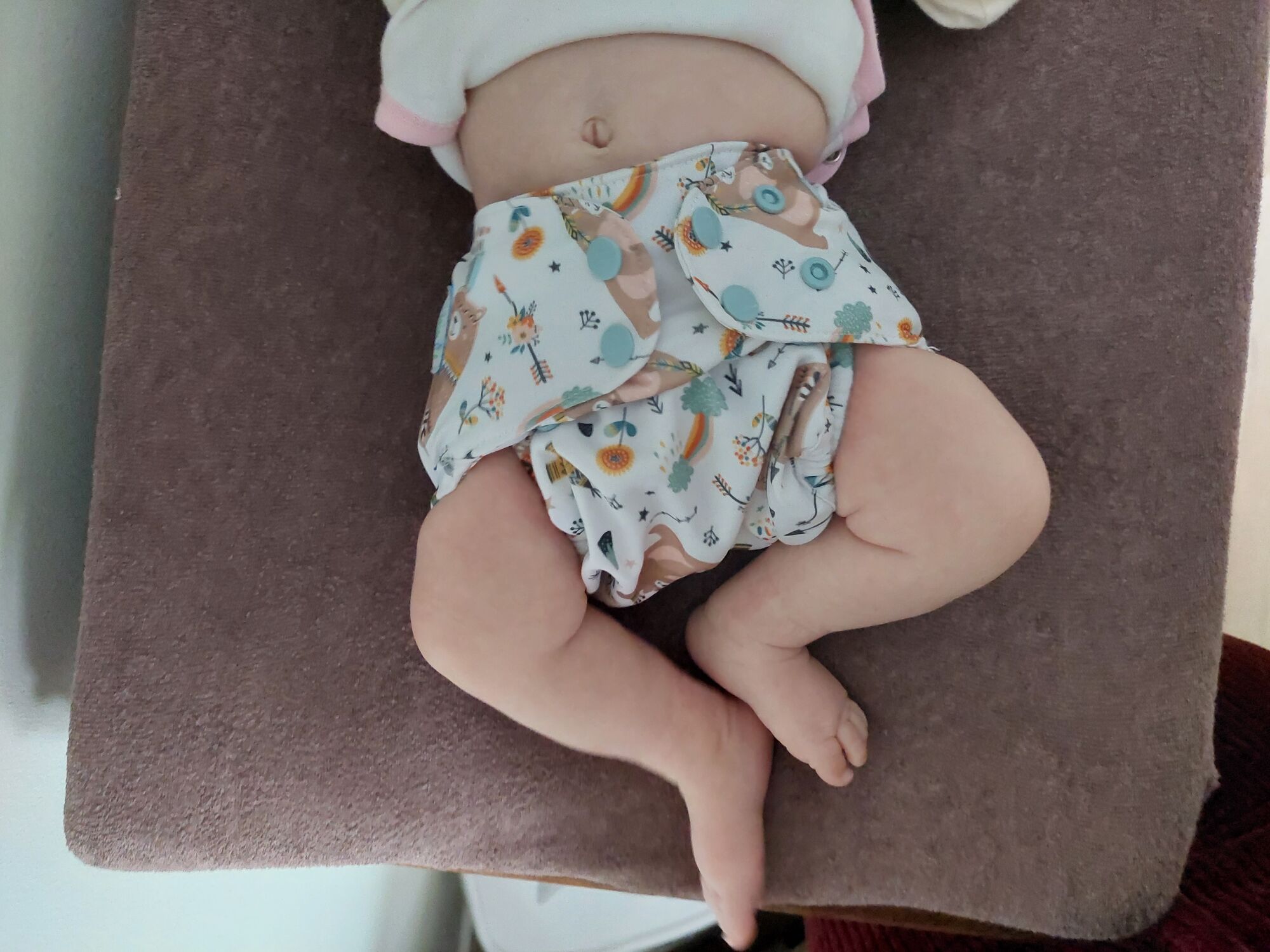 Een echte foto van Overbroekje Mama Bear Drukknoopjes by Ella  (2)