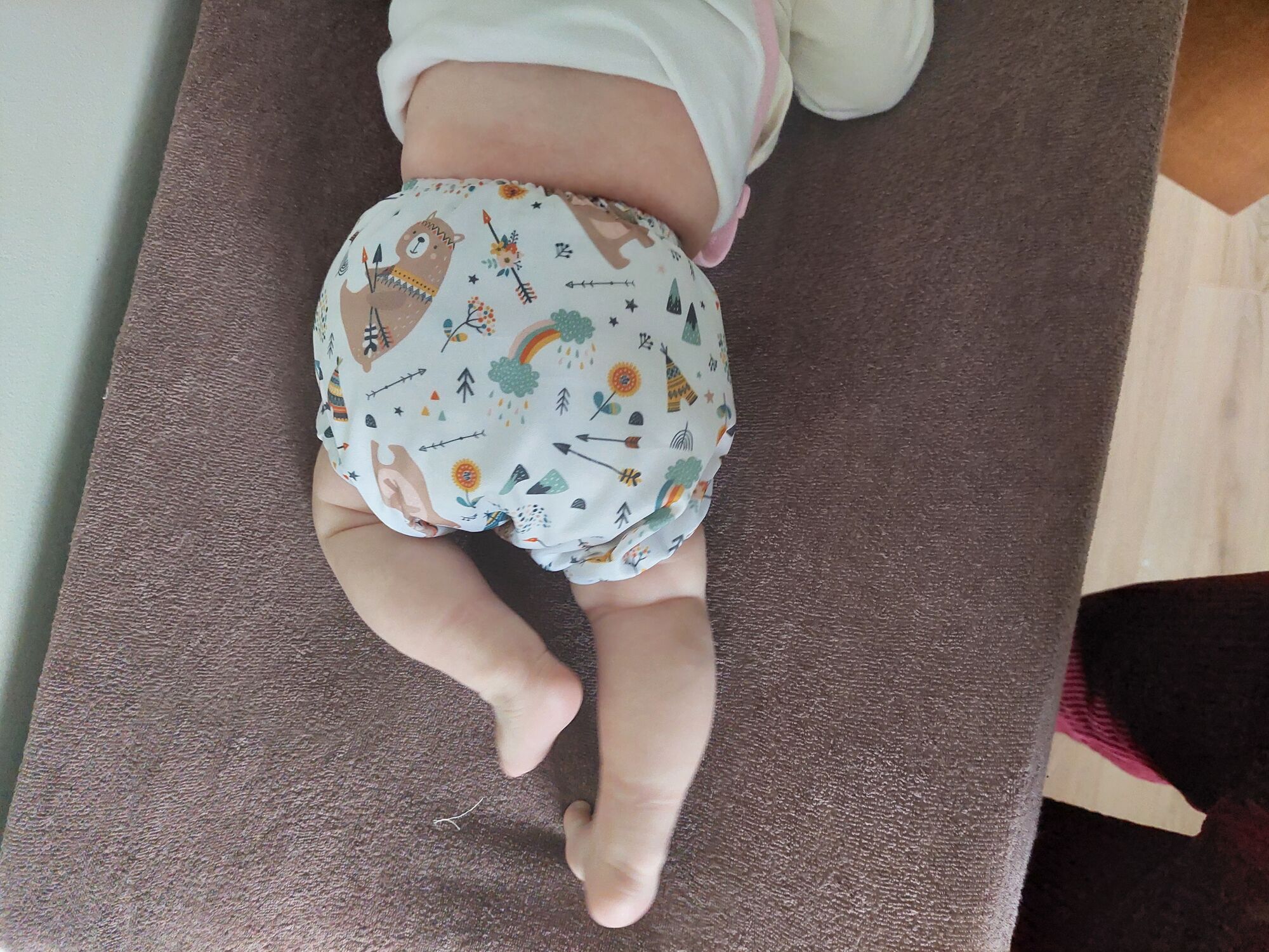 Een echte foto van Overbroekje Mama Bear Drukknoopjes by Ella  (1)