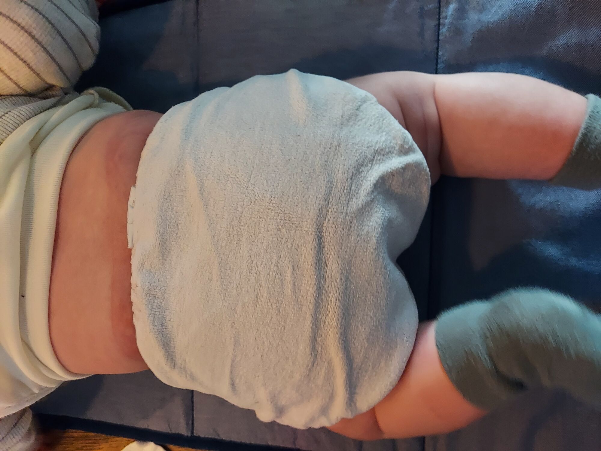 Een echte foto van Bamboeluier Wit Newborn by Nicolet (4)